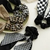 Early spring new black and white checkered large intestine circle bow ribbon hair accessory, thousand bird checkered large intestine hair circle elastic hair band accessory details Picture